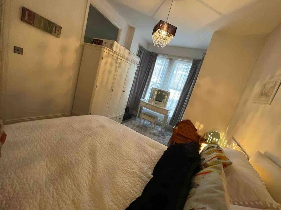 One/Two Bedroom Apartment Close To Sea & Centre Hastings Exteriér fotografie